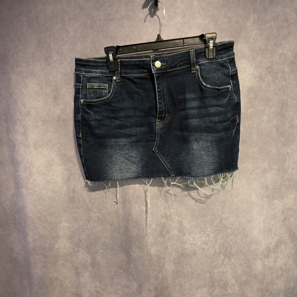Missguided Dark Blue Frayed Hem Denim Mini Skirt